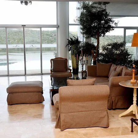 Yalicapkini Boutique Bogazici