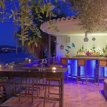 Yalicapkini Boutique מלון 4*