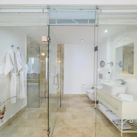 Yalicapkini Boutique 5*