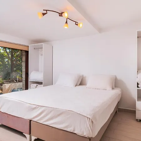 Yalicapkini Boutique Bogazici