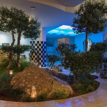 Yalicapkini Boutique מלון 5*