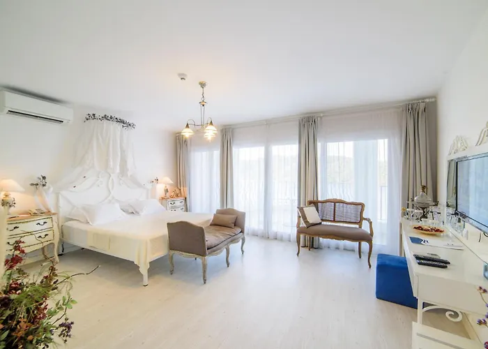 Отель Yalicapkini Boutique 5*