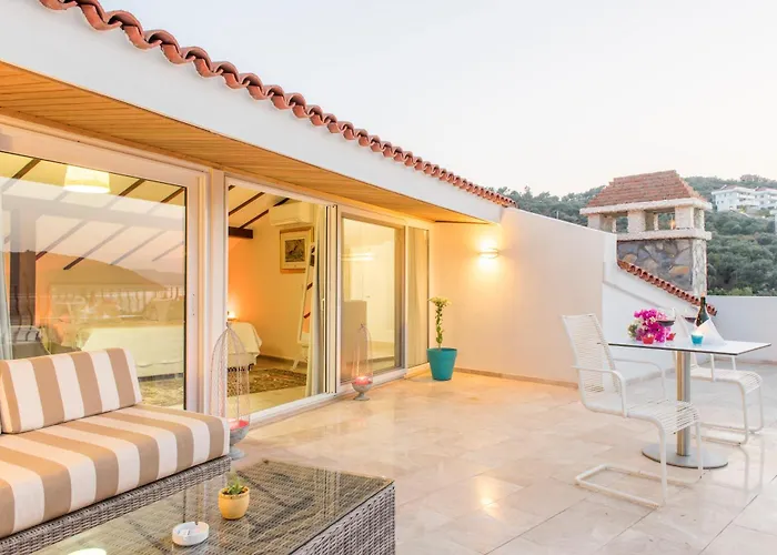 Yalicapkini Boutique Bogazici