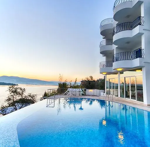 Yalicapkini Boutique Богазычи